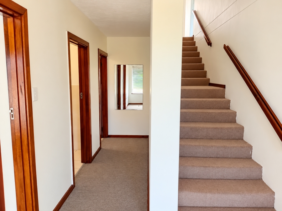 To Let 2 Bedroom Property for Rent in Beacon Bay Eastern Cape